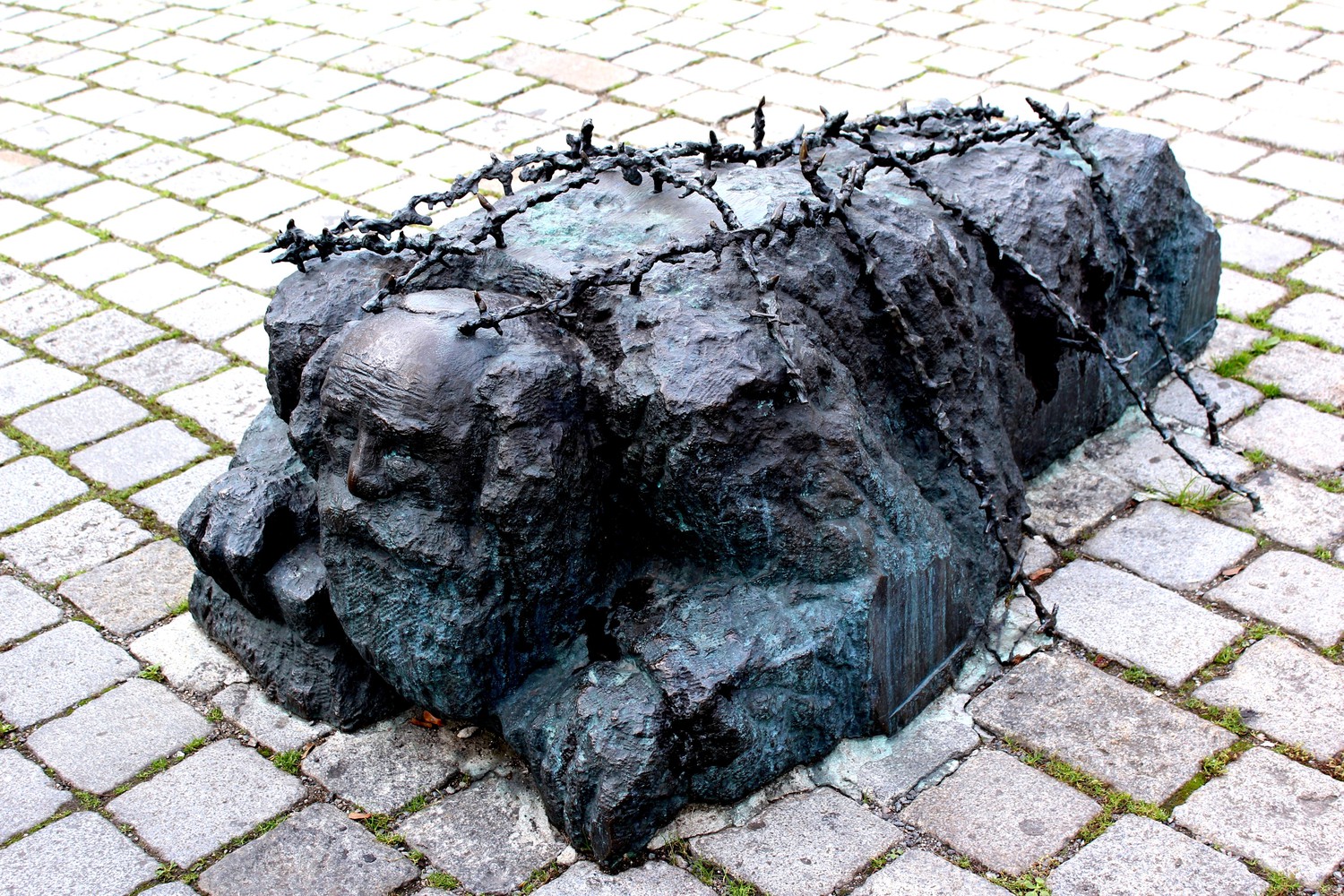 Экскурсия еврейская Вена Памятник еврею в вене