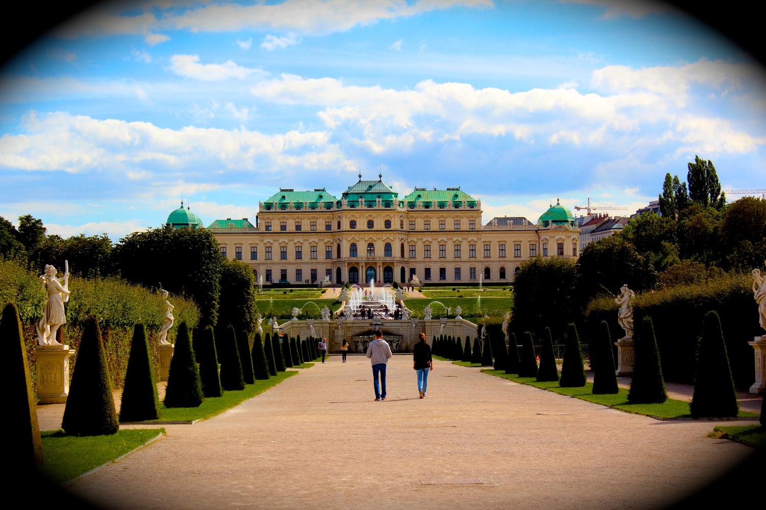 Обзорная экскурсия по Вене на автомобиле с выходами на площадях   