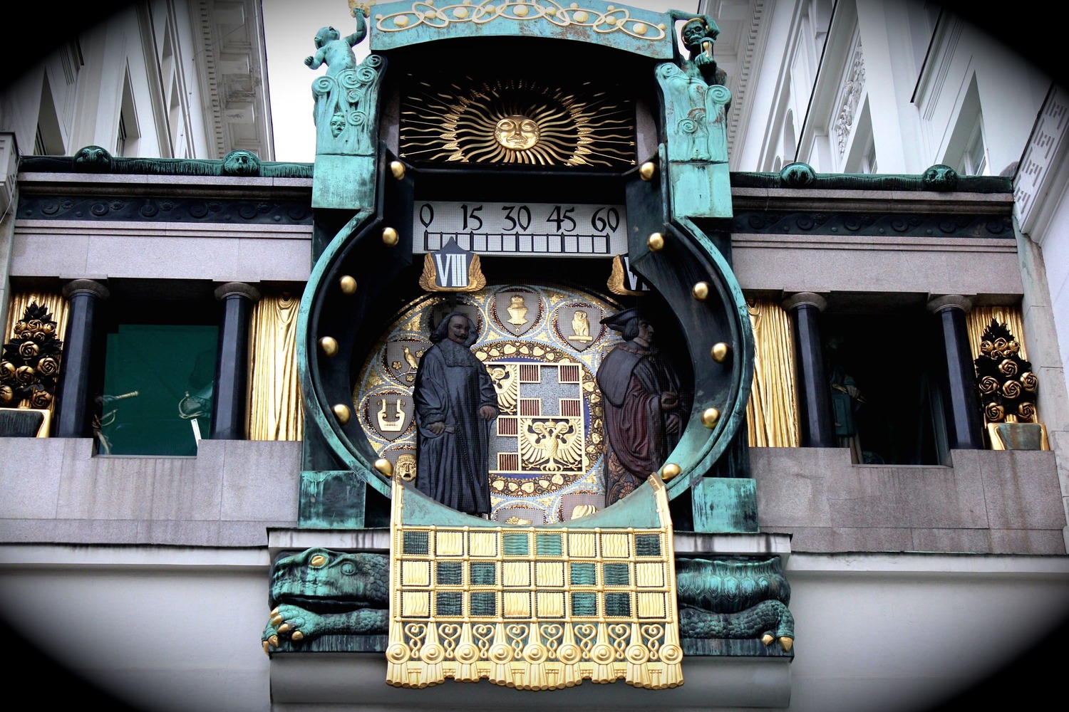 <span style="font-weight: bold;">УГЛУБЛЕННАЯ РЕШЕХОДНАЯ ЭКСКУРСИЯ ПО СТАРОЙ ЧАСТИ ВЕНЫ </span>